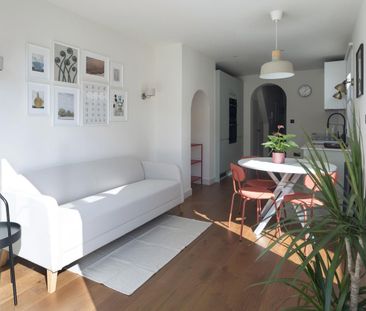 2 bedroom ground floor flat to rent - Photo 1