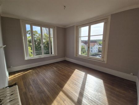 Location Appartement 4 pièces 89m² VILLERS LES NANCY 54600 - Photo 3