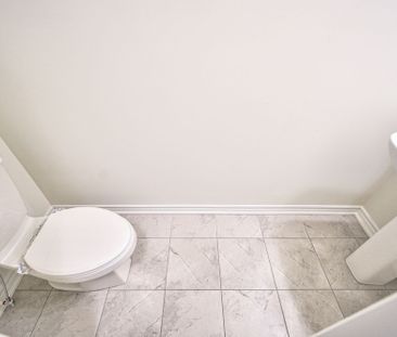 For Lease - 4 Thomas Frisby Jr. Crescent, Markham, Ontario - Photo 3