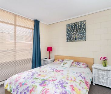 Seaside Living - Photo 3
