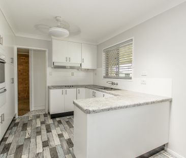 32 Rossiter Street, Cranbrook - Photo 1