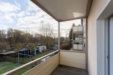 Frisch renovierte Wohnung in wundervoller grüner Lage - Photo 3