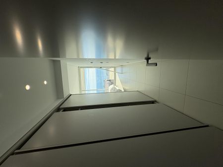 Piso de alquiler en Calle Alba, 2, Las Gaviotas - Carvajal - Photo 2