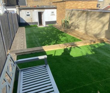 Room in a Shared House, Church Road, E10 - Photo 2