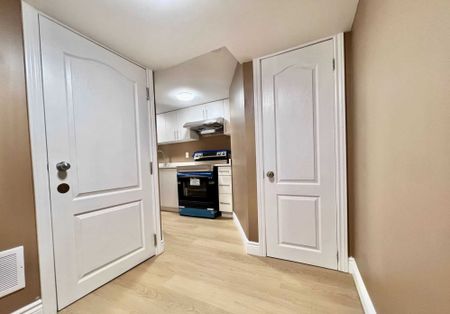 For Lease - 878 West Shore Boulevard, Pickering, Ontario - Photo 3