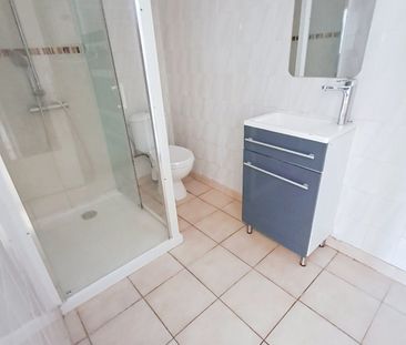 Location Appartement 2 pièces 40m² MEZE 34140 - Photo 4