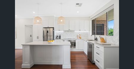 Renovated Double Brick Family Home in Prime Seven Hills Location - Photo 2