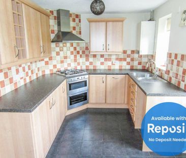 3 bedroom semi-detached house to rent - Photo 5