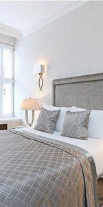 2 bedroom flat in Basil Street - Photo 3