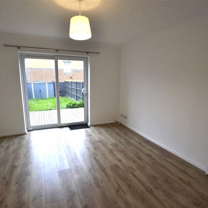 2 bedroom terraced house to rent - Photo 1