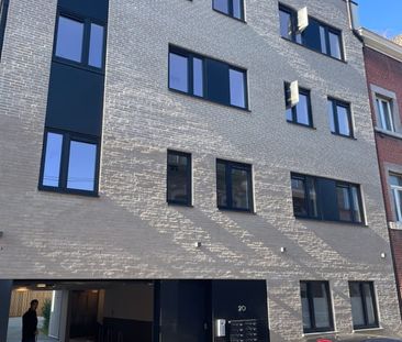 Appartement te huur - Photo 1