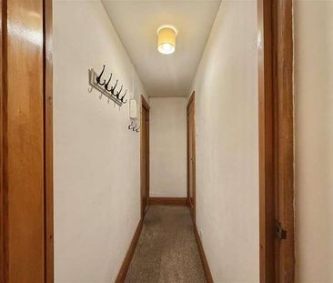 Penistone Road, Fenay Bridge, Huddersfield, HD8 - Photo 6