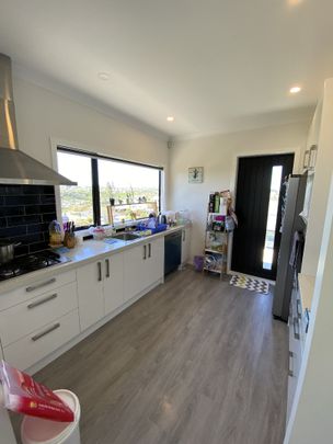 66A Clifford Road, Johnsonville - Photo 1