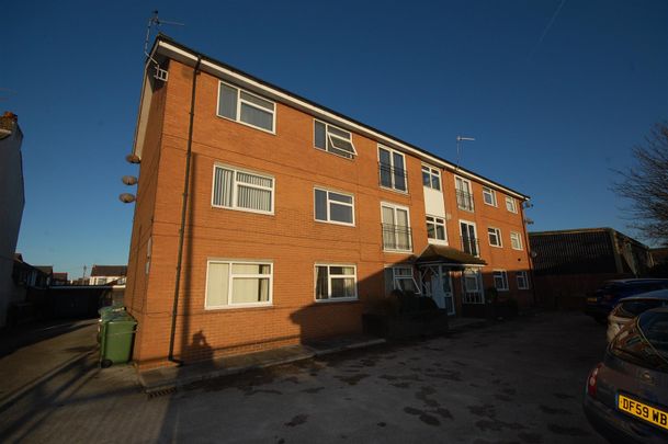 Central Park Court, Greenheys Road, Wallasey, 2 bedroom, Flat - Purpose Built - Photo 1