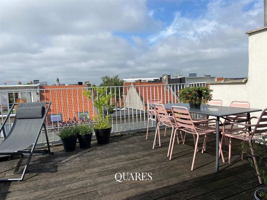 Gezellig appartement met ruim terras nabij de Marnixplaats! - Photo 1