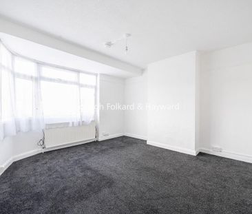 2 bedroom maisonette to rent - Photo 2
