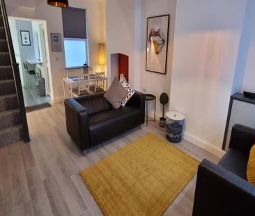 15 Ravenscroft Street, Belfast, BT5 5BE - Photo 2