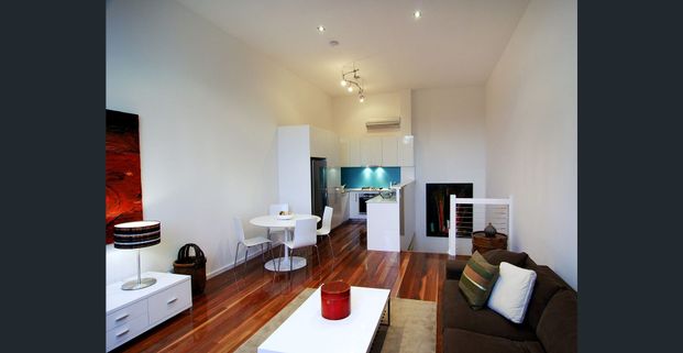 Unique and Light-Filled Apartment! - Photo 1