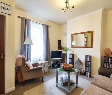 2 bedroom terraced house to rent - Photo 5