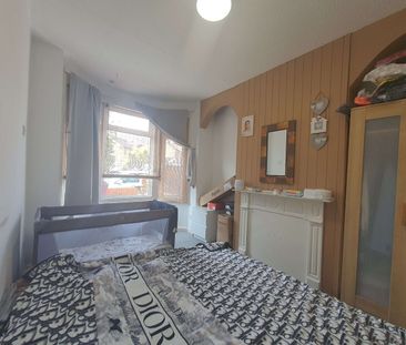 1 Bed Flat, Liverpool Road, RG1 - Photo 3