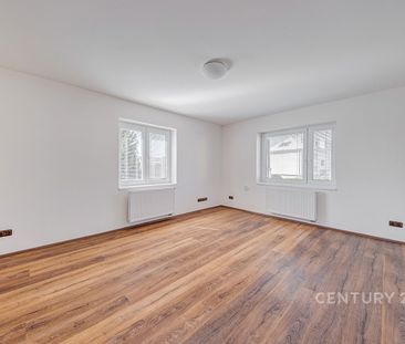 Pronájem bytu 4+kk 97 m² - Photo 1