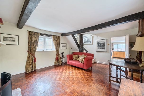 4 bedroom detached house to rent - Photo 1