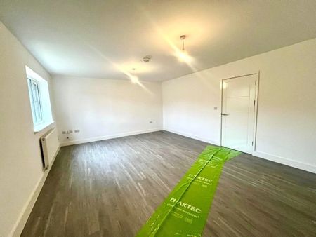 Abraham Fold, Little Hulton M38 - Photo 2