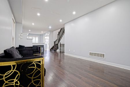 For Lease - 35 Abitibi Lake Drive, Brampton, Ontario - Photo 3