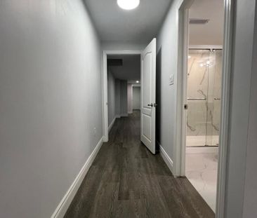 #Bsmt - 8 Evanwood Crescent – Brampton, Ontario - Photo 4