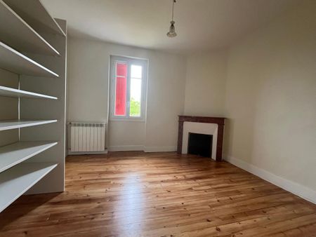 Location Maison 6 pièces 164m² POMAREZ 40360 - Photo 5
