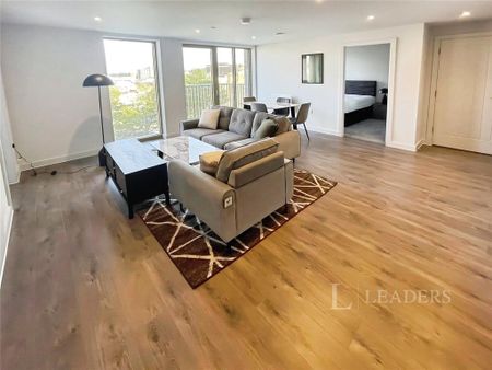 2 bedroom flat to rent - Photo 2