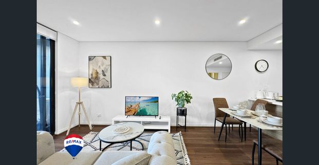 Flexible 3-12 months lease,Fully Furnished - Photo 1