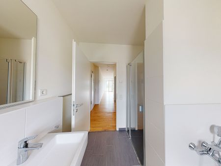 2-Zimmer-Wohnung mit Balkon in den Innenhof - Photo 4
