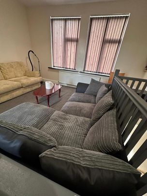 3 bedroom flat to rent - Photo 1