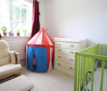 2 bedroom semi-detached house to rent - Photo 5