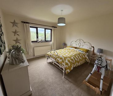 3 bedroom detached house to rent - Photo 5