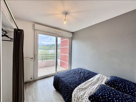 2 pièces - Meublé - 46,63 m² - 3ème étage - Colocation non autorisée - Photo 2