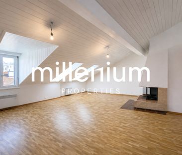 Exceptional Renovated 6-Room Duplex Penthouse in the Heart of Carouge - Photo 1