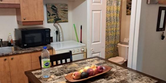 2 1/2 chauffé , éclairé, semi meublé - Photo 3