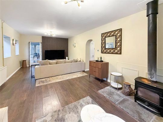 2 bedroom semi-detached house to rent - Photo 1