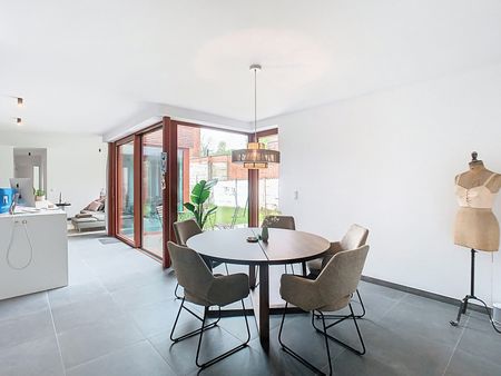 Luxe appartement met 2 slaapkamers en carportstaanplaats. - Foto 5