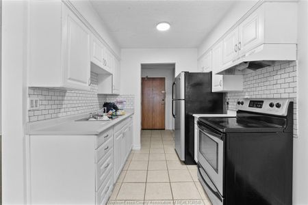For Lease - 150 PARK Unit# 802, Windsor, Ontario - Photo 3