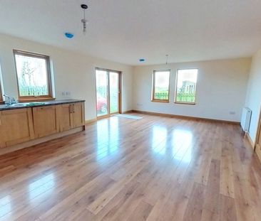 3 bedroom detached house to rent - Photo 3