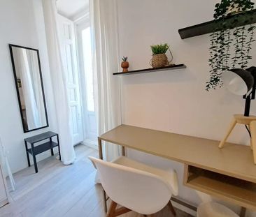 Calle del Divino Pastor, Madrid, Community of Madrid 28004 - Photo 6