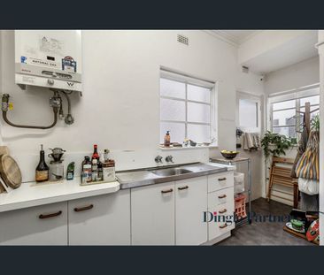 14/129 Grey Street, East Melbourne, Vic 3002 - Photo 4