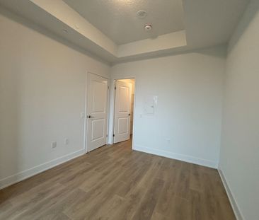 For Lease - 204 Burnhamthorpe Road Unit# 211, Mississauga, Ontario - Photo 3