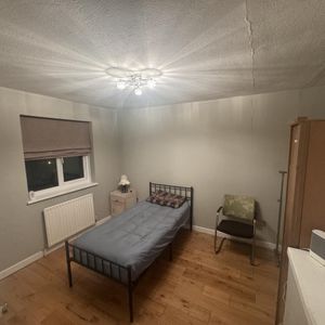 1 bedroom detached house to rent - Photo 2