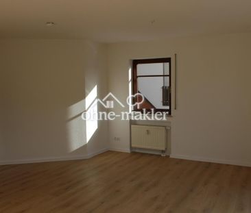 Stilvoll wohnen im Grünen – modern renovierte 2-Raum-Wohnung mit Ba... - Foto 4