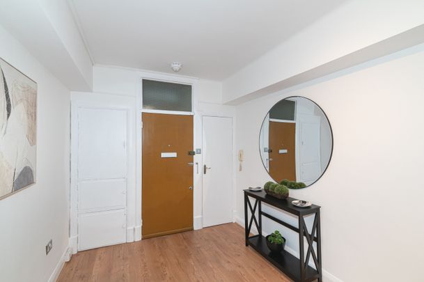 2 Bed Flat, Harrington Road, SW7 - Photo 1