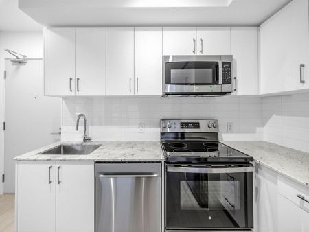 For Lease - 4010 Eglinton Avenue Unit# 607, Toronto, Ontario - Photo 4